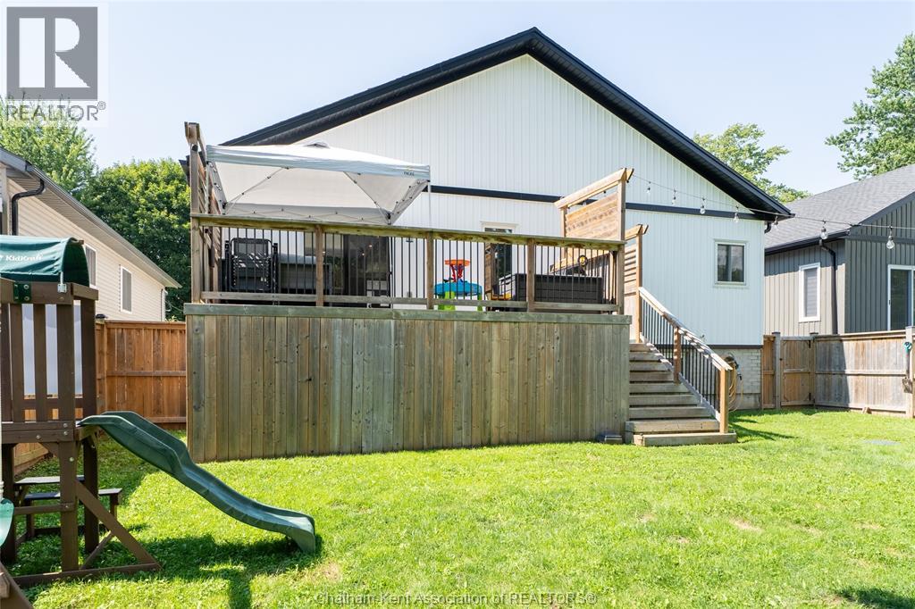 339 Oak Street West, Bothwell, Ontario  N0P 1C0 - Photo 38 - 26019440