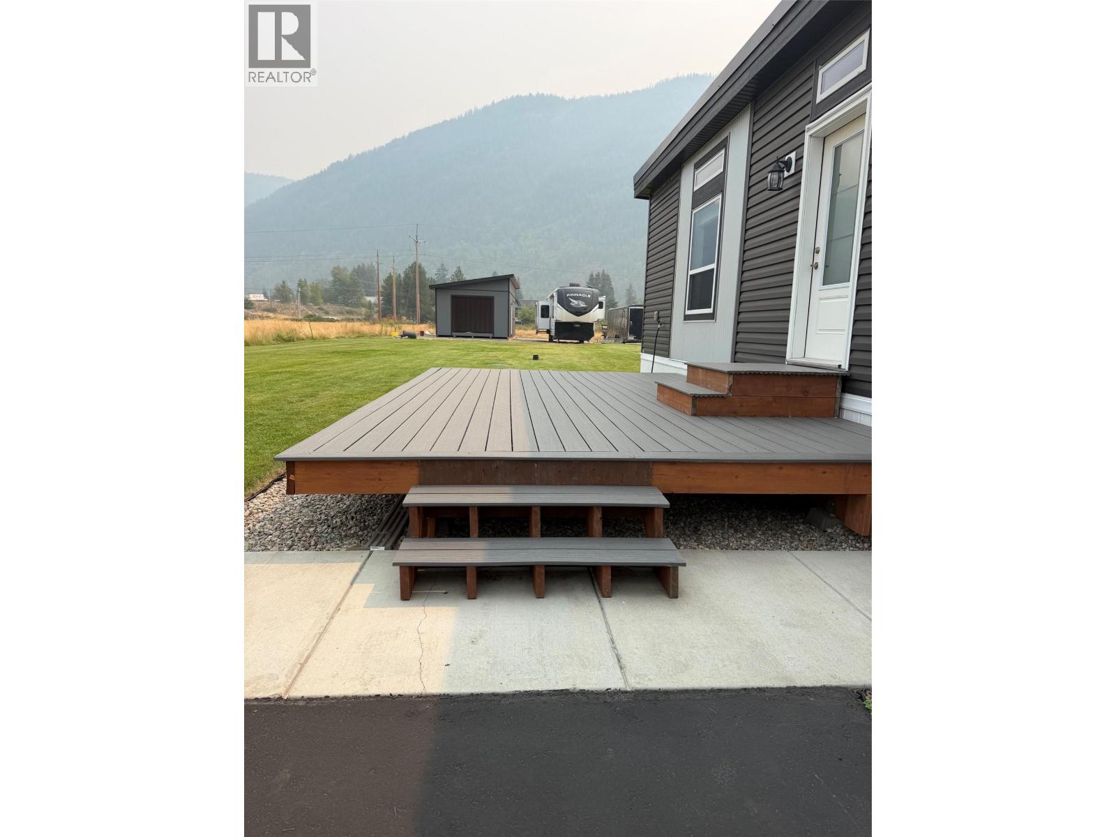 928 Waterloo Crescent, Castlegar, British Columbia  V1N 4M3 - Photo 33 - 10389931