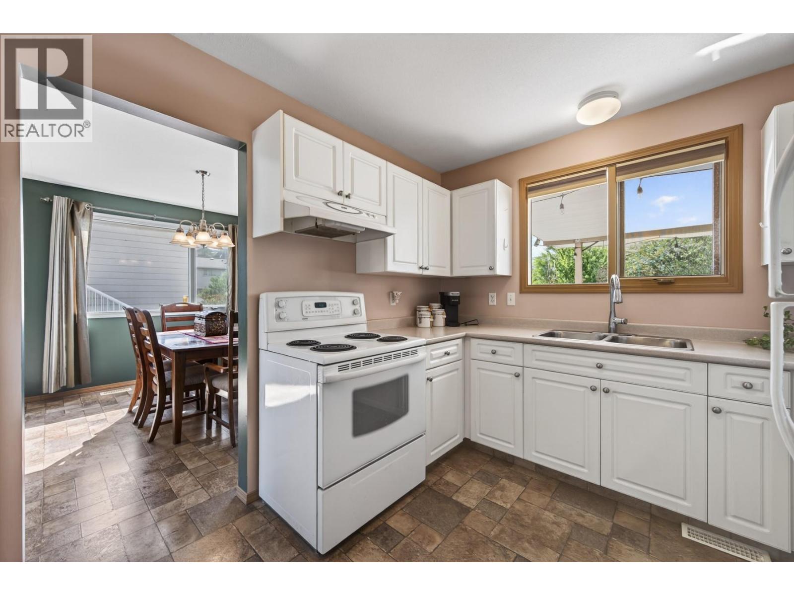 1106 Maclean Crescent, Cache Creek, British Columbia  V0K 1H0 - Photo 8 - 10391147