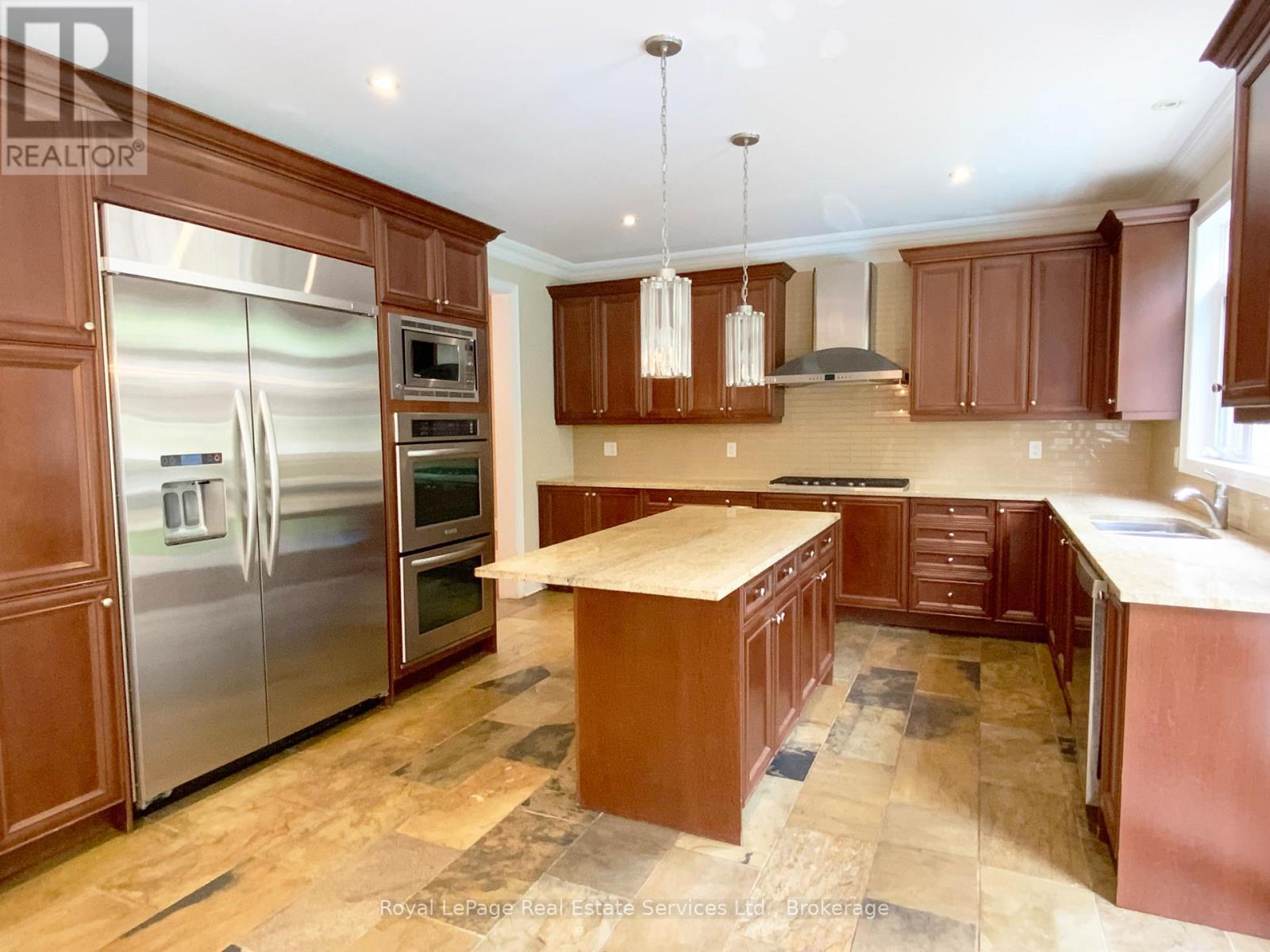 3385 Liptay Avenue, Oakville, Ontario  L6M 0M8 - Photo 15 - W13662826