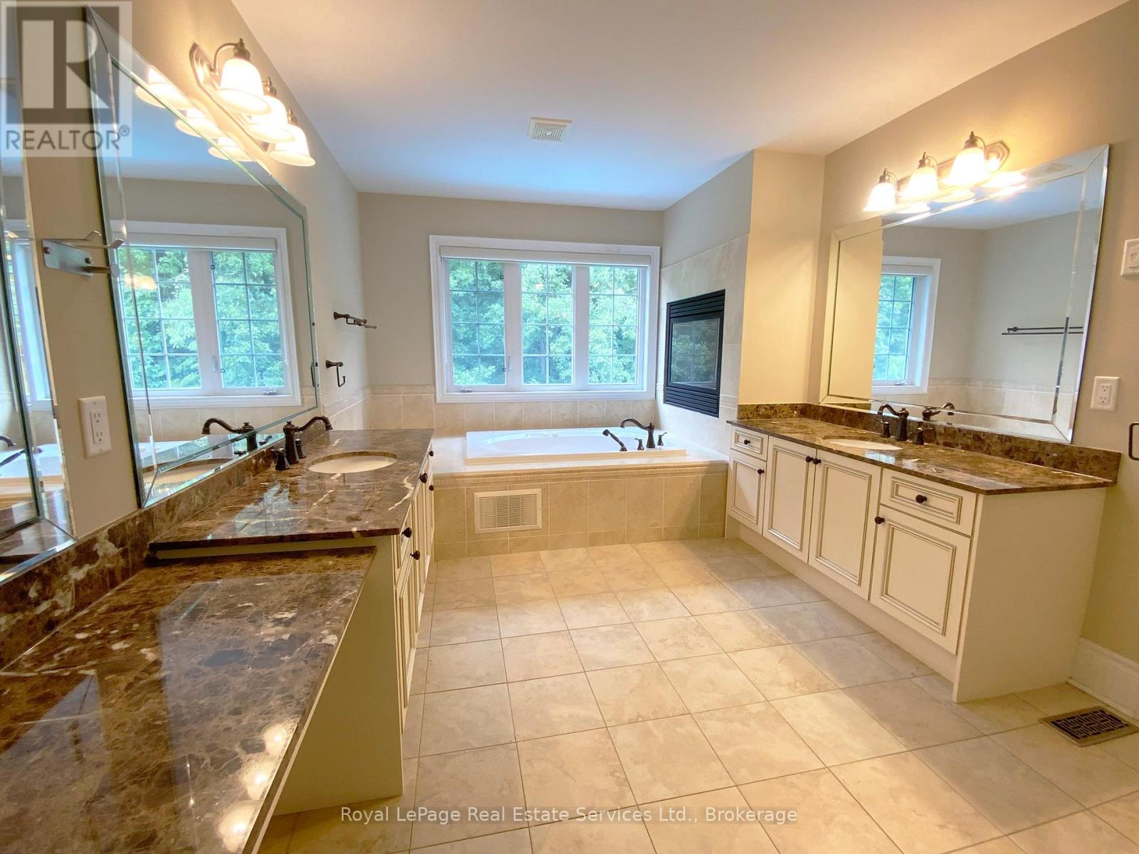 3385 Liptay Avenue, Oakville, Ontario  L6M 0M8 - Photo 24 - W13662826