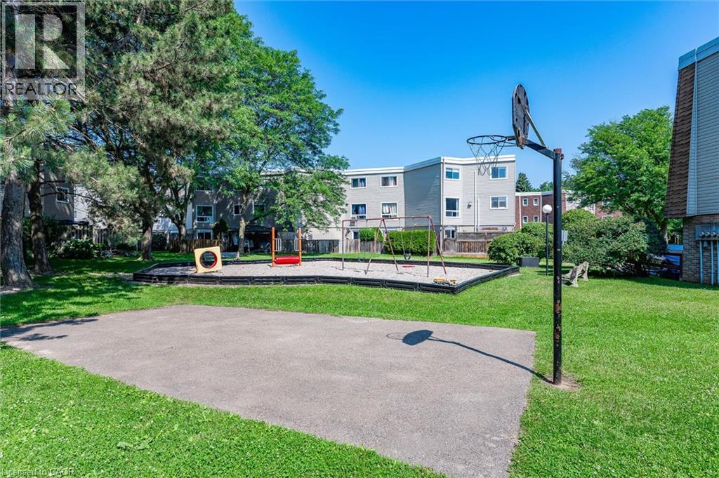 60 Elmsdale Drive Unit# 25, Kitchener, Ontario  N2E 2G4 - Photo 31 - 40854843