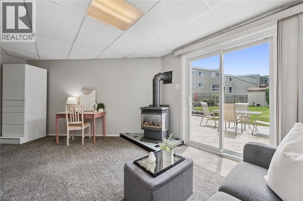 60 Elmsdale Drive Unit# 25, Kitchener, Ontario  N2E 2G4 - Photo 6 - 40854843