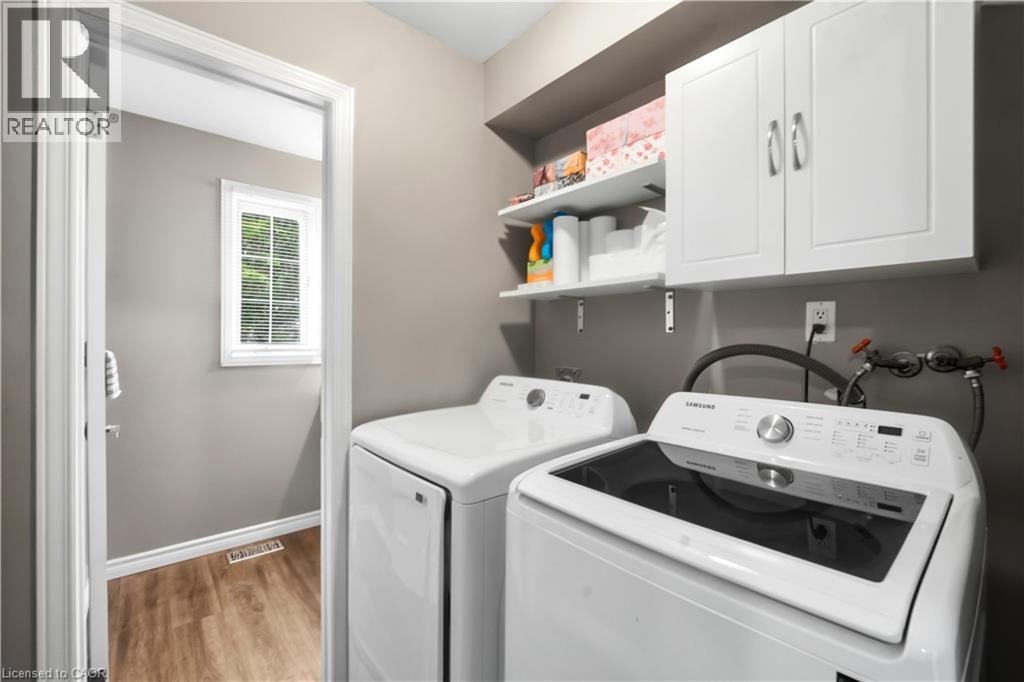 692 Grange Crescent, Waterloo, Ontario  N2T 2L8 - Photo 14 - 40854819
