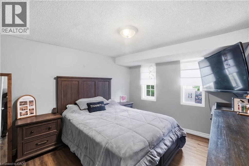 692 Grange Crescent, Waterloo, Ontario  N2T 2L8 - Photo 21 - 40854819
