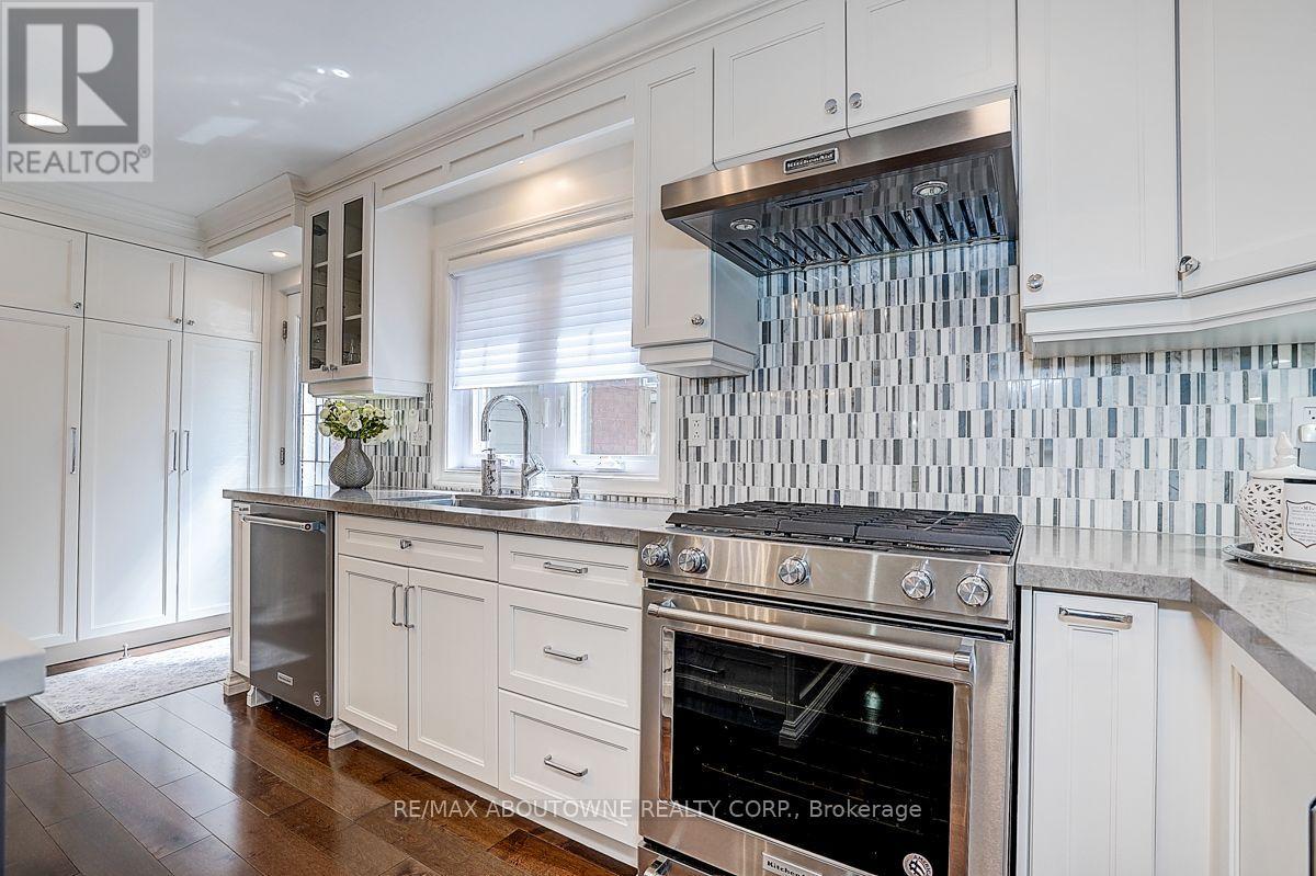 99 Brahms Avenue, Toronto, Ontario M2H 1H5 - Photo 15 - C13662632