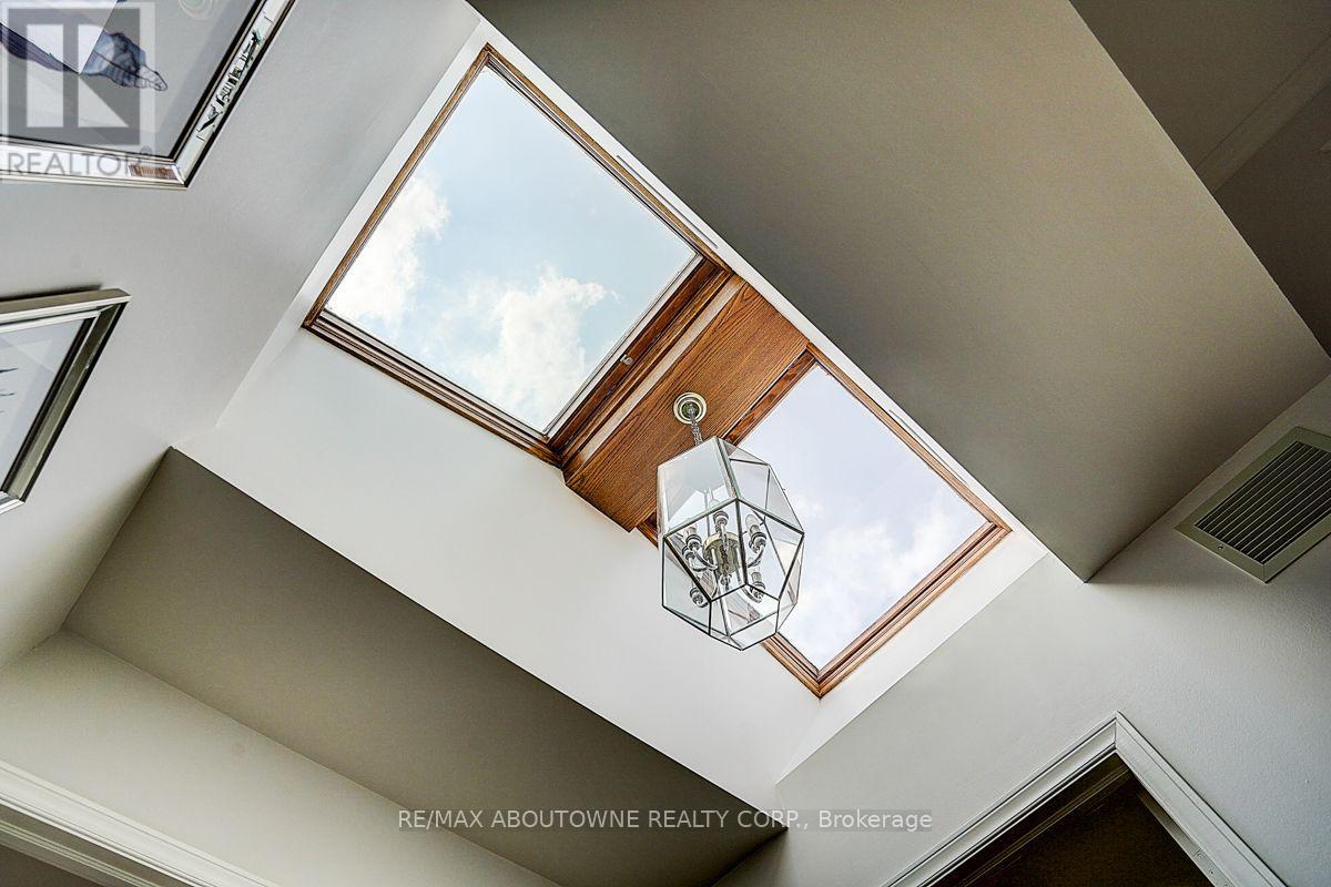 99 Brahms Avenue, Toronto, Ontario M2H 1H5 - Photo 28 - C13662632