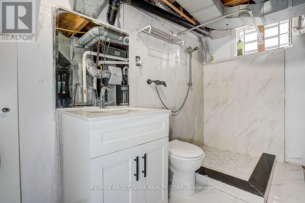 99 Brahms Avenue, Toronto, Ontario M2H 1H5 - Photo 43 - C13662632