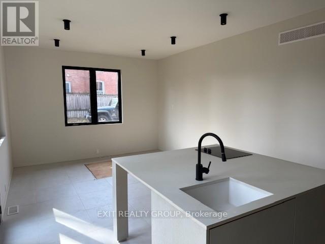 368 Picton Main Street, Prince Edward County, Ontario  K0K 2T0 - Photo 14 - X13662718