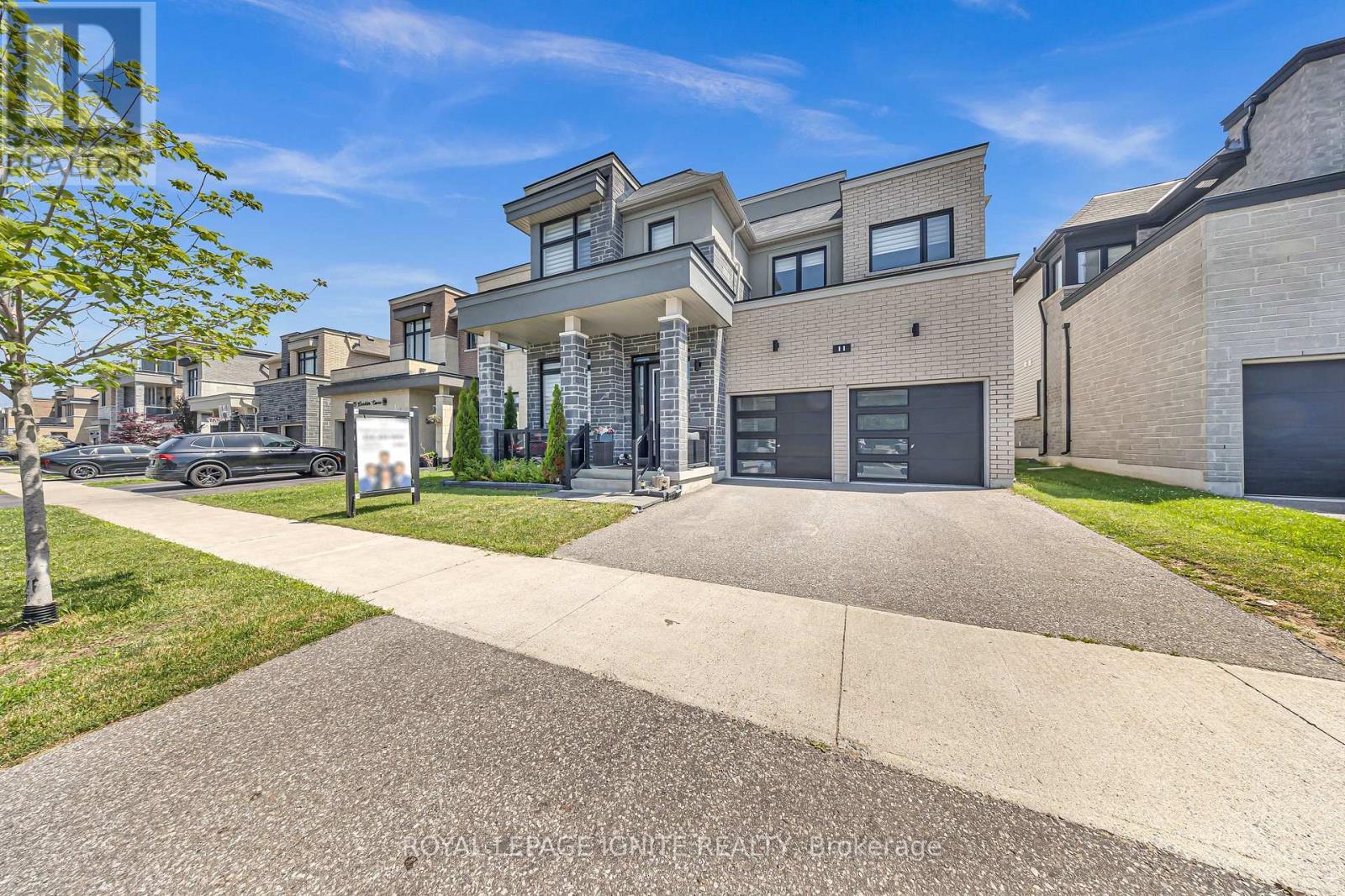 11 Larkin Lane, Clarington, Ontario  L1C 4A7 - Photo 1 - E13662664