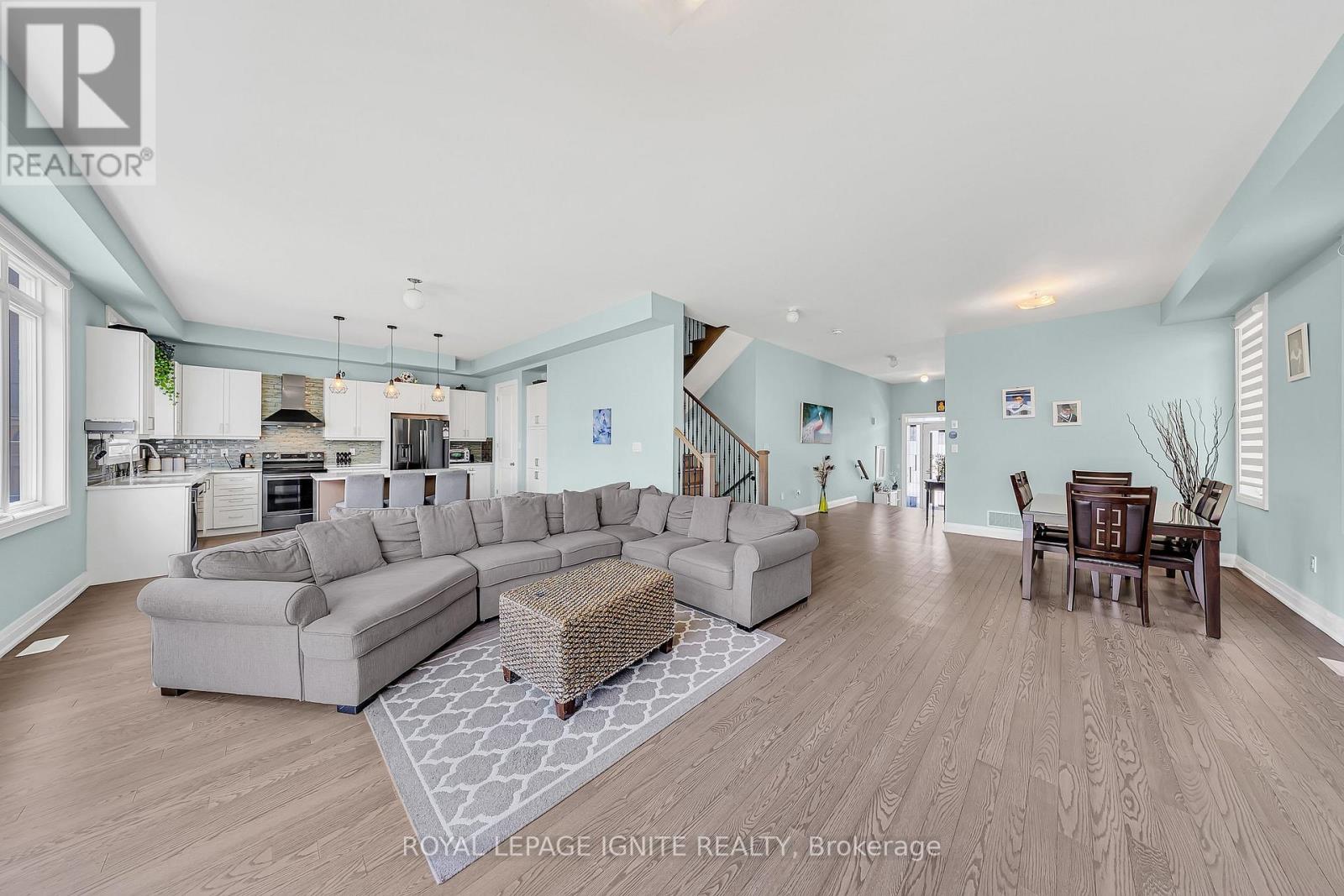 11 Larkin Lane, Clarington, Ontario  L1C 4A7 - Photo 13 - E13662664