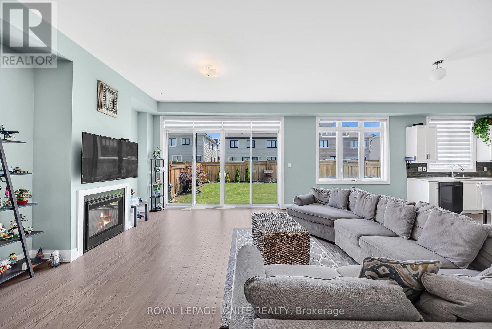 11 Larkin Lane, Clarington, Ontario  L1C 4A7 - Photo 16 - E13662664