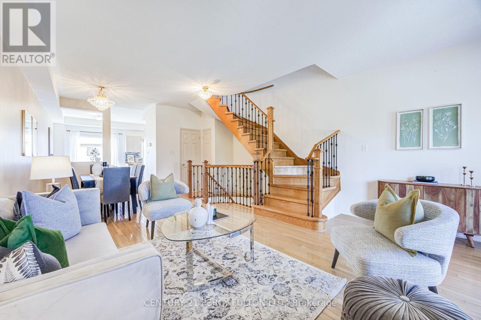 1532 Hummingbird Court, Pickering, Ontario  L1V 7H9 - Photo 11 - E13662730