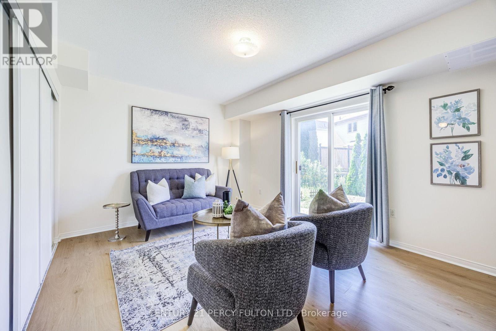 1532 Hummingbird Court, Pickering, Ontario  L1V 7H9 - Photo 2 - E13662730