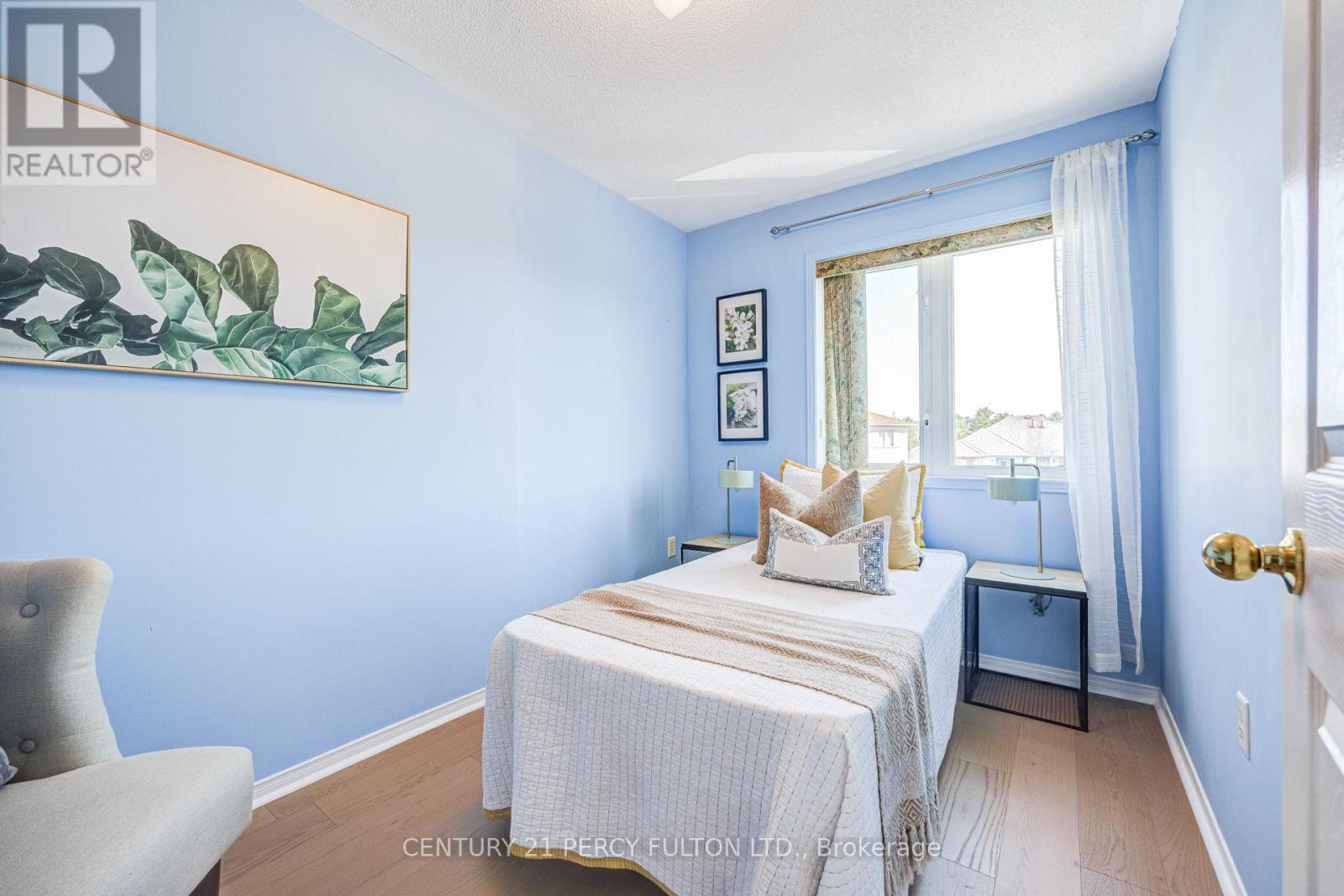 1532 Hummingbird Court, Pickering, Ontario  L1V 7H9 - Photo 32 - E13662730