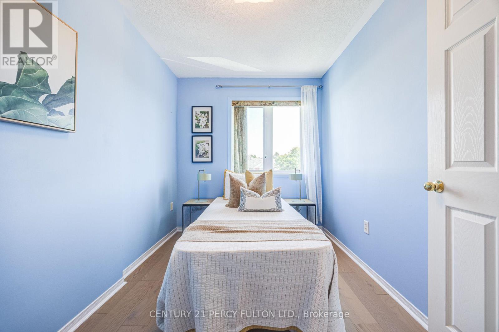 1532 Hummingbird Court, Pickering, Ontario  L1V 7H9 - Photo 33 - E13662730