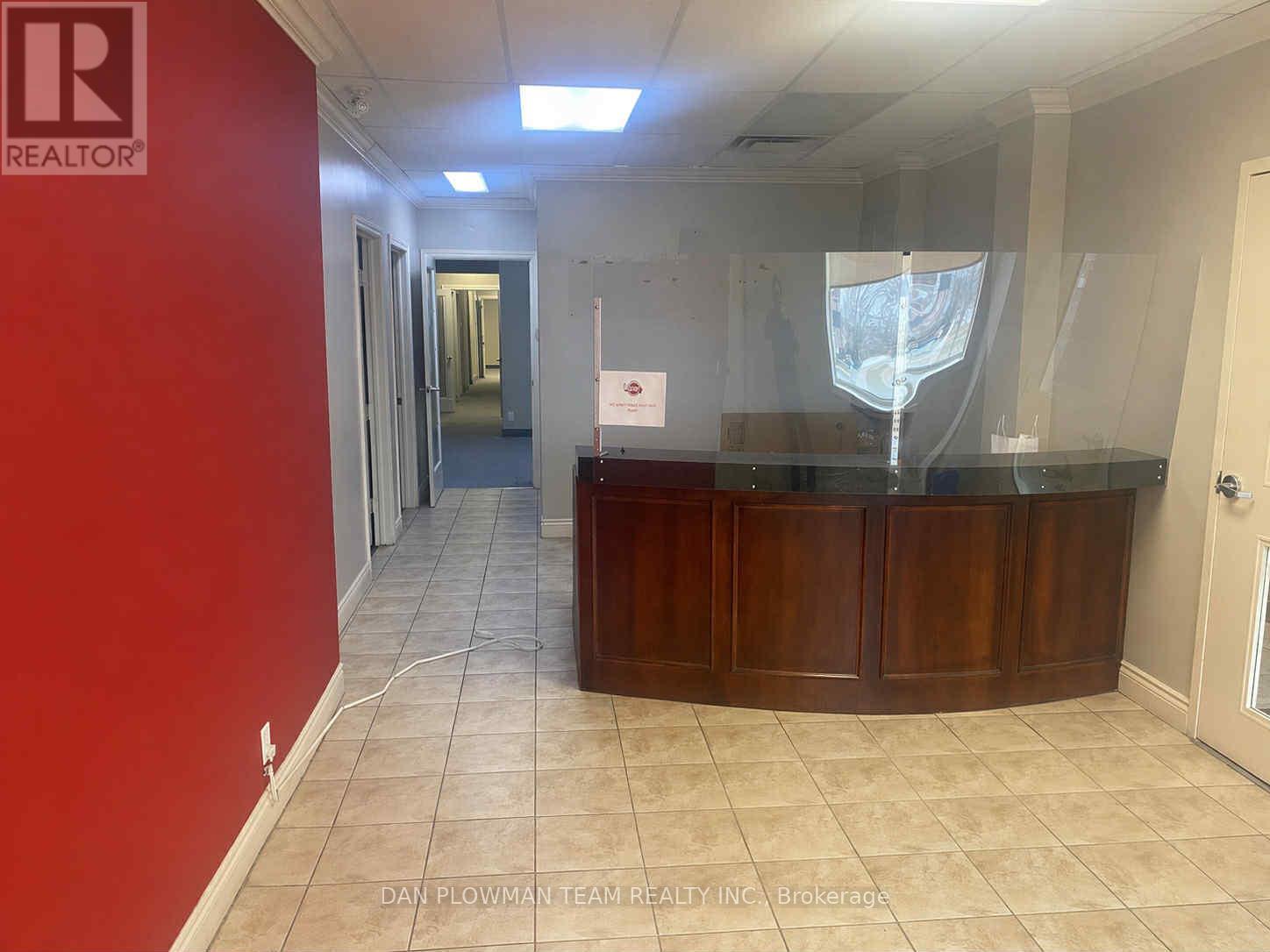 101 - 360 King Street W, Oshawa, Ontario L1J 2J9 - Photo 5 - E13662738