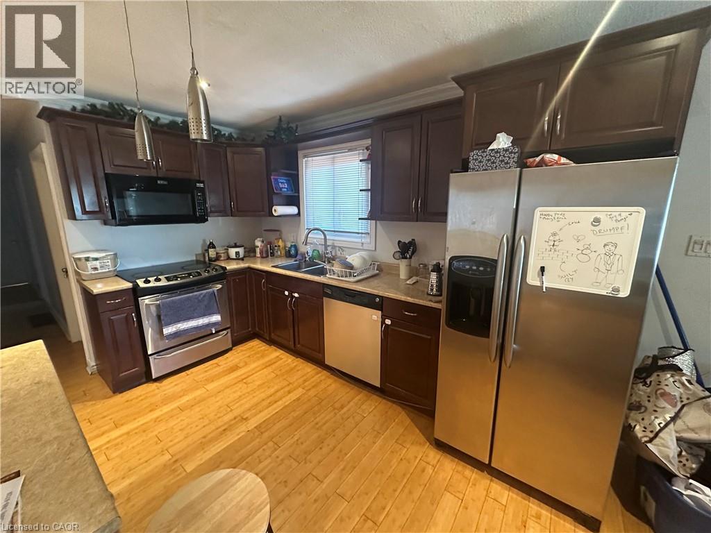 70 Ellis Avenue, Hamilton, Ontario  L8H 4L9 - Photo 9 - 40838471
