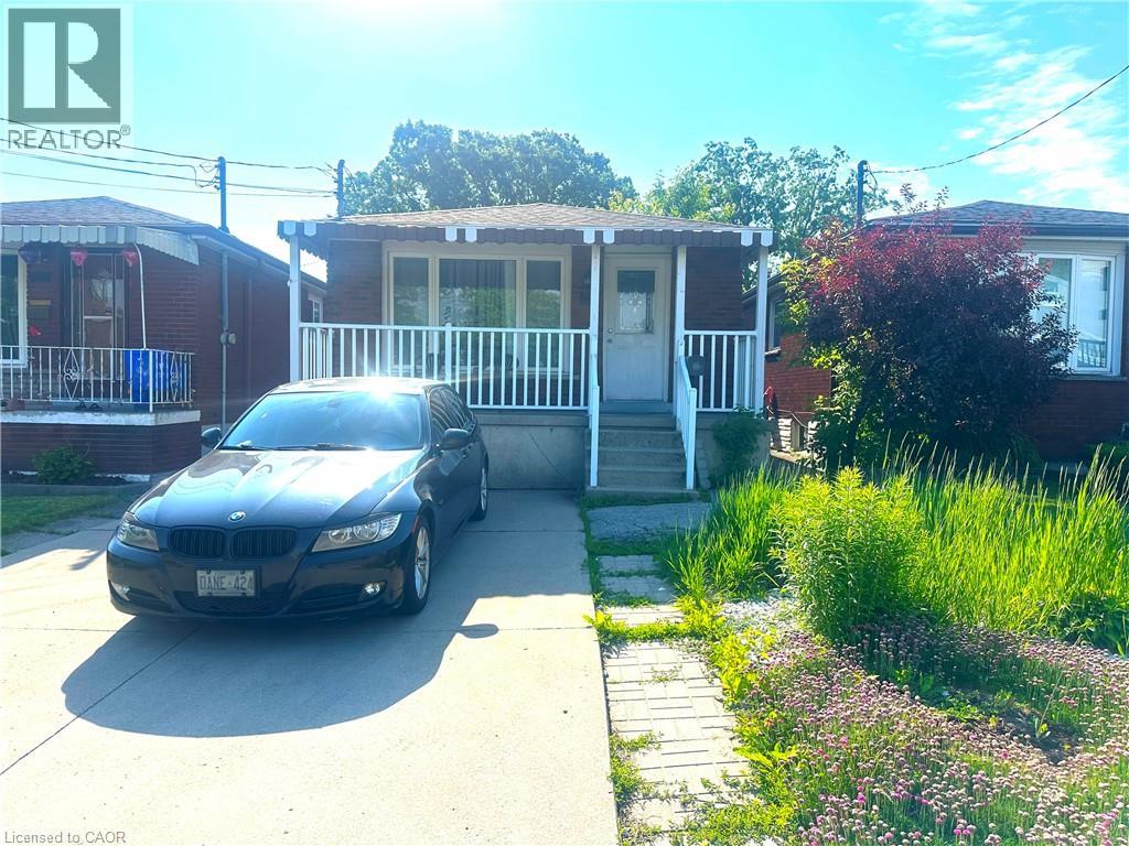 70 ELLIS Avenue, Hamilton, Ontario