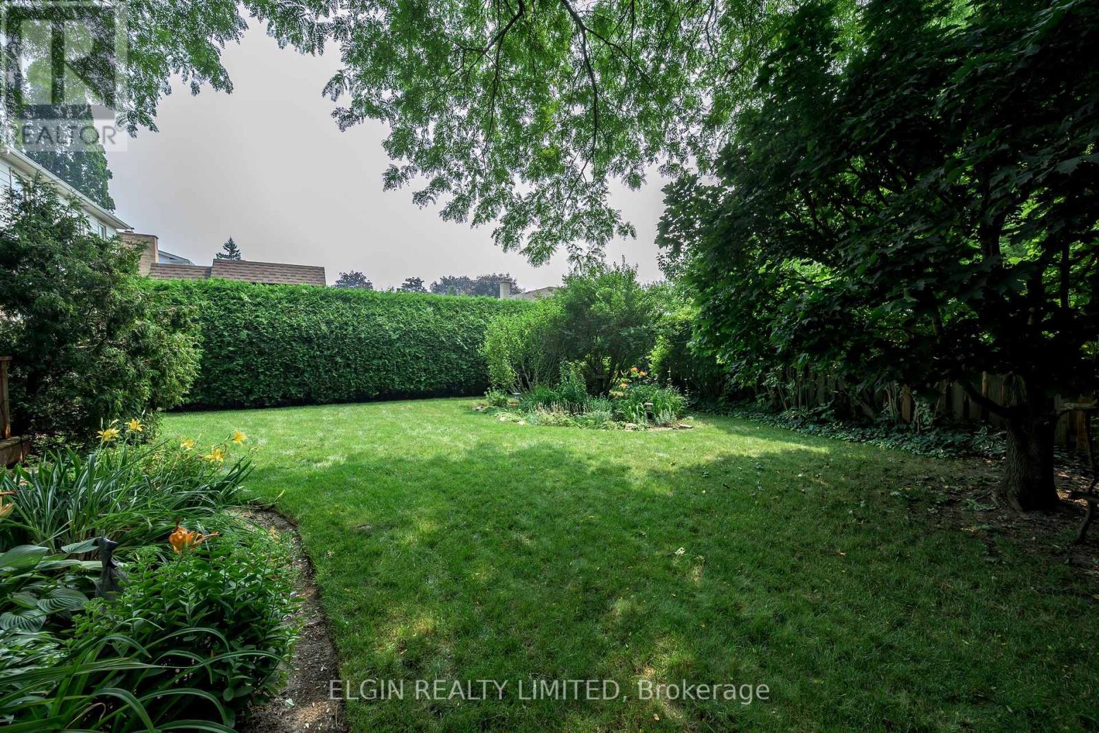16 Massey Drive, St. Thomas, Ontario  N5R 5M6 - Photo 8 - X13662640