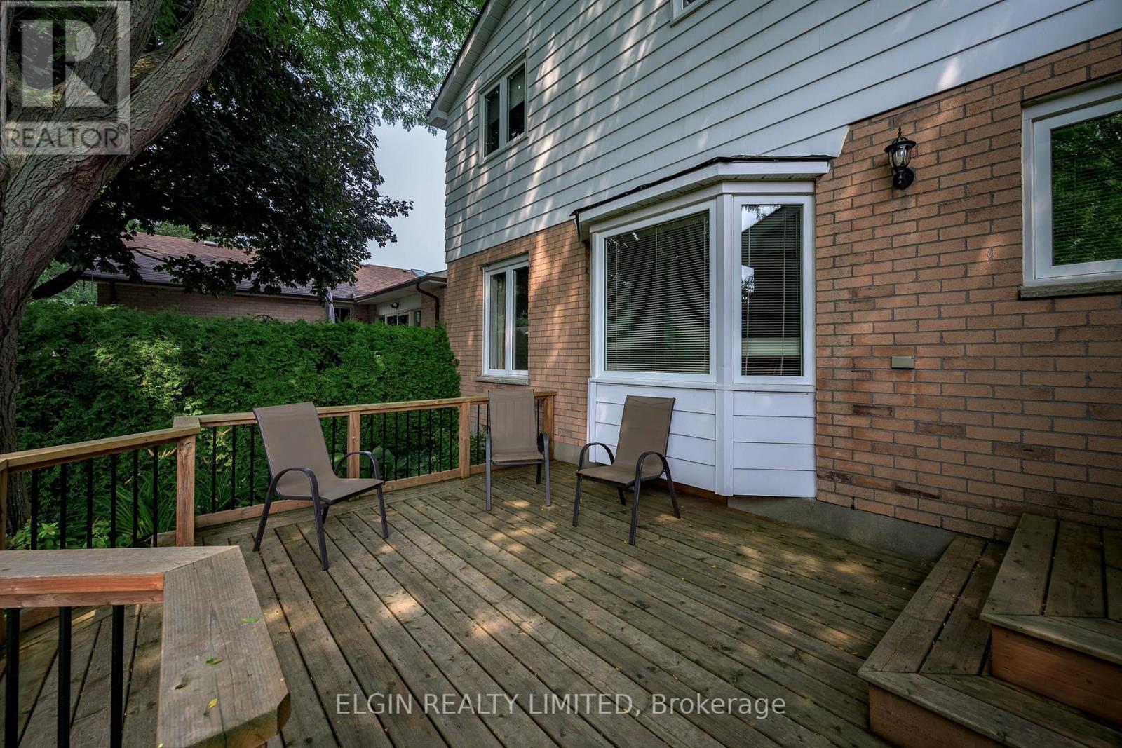 16 Massey Drive, St. Thomas, Ontario  N5R 5M6 - Photo 9 - X13662640