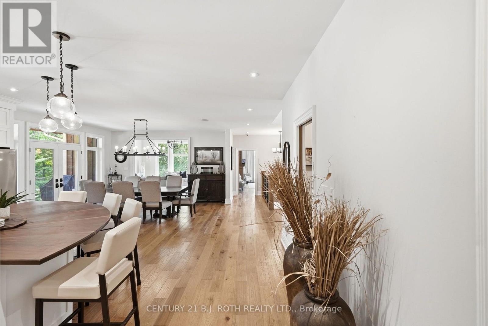 2055 Forest Valley Drive, Innisfil, Ontario  L9S 4A4 - Photo 25 - N13662834