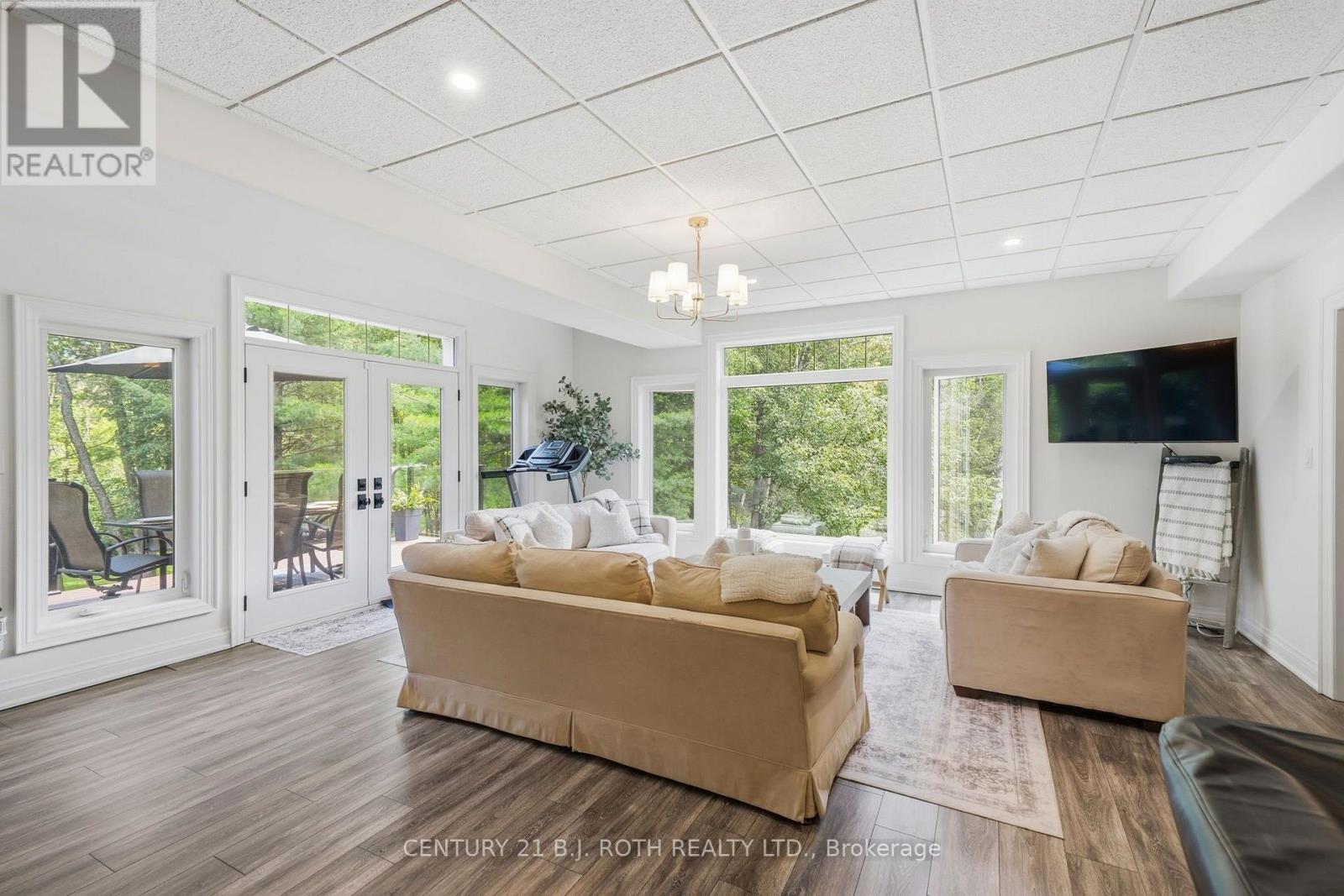 2055 Forest Valley Drive, Innisfil, Ontario  L9S 4A4 - Photo 27 - N13662834