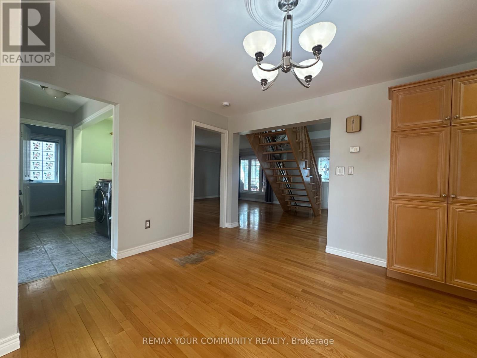 203 Lake Drive E, Georgina, Ontario  L4P 3E9 - Photo 11 - N13662838