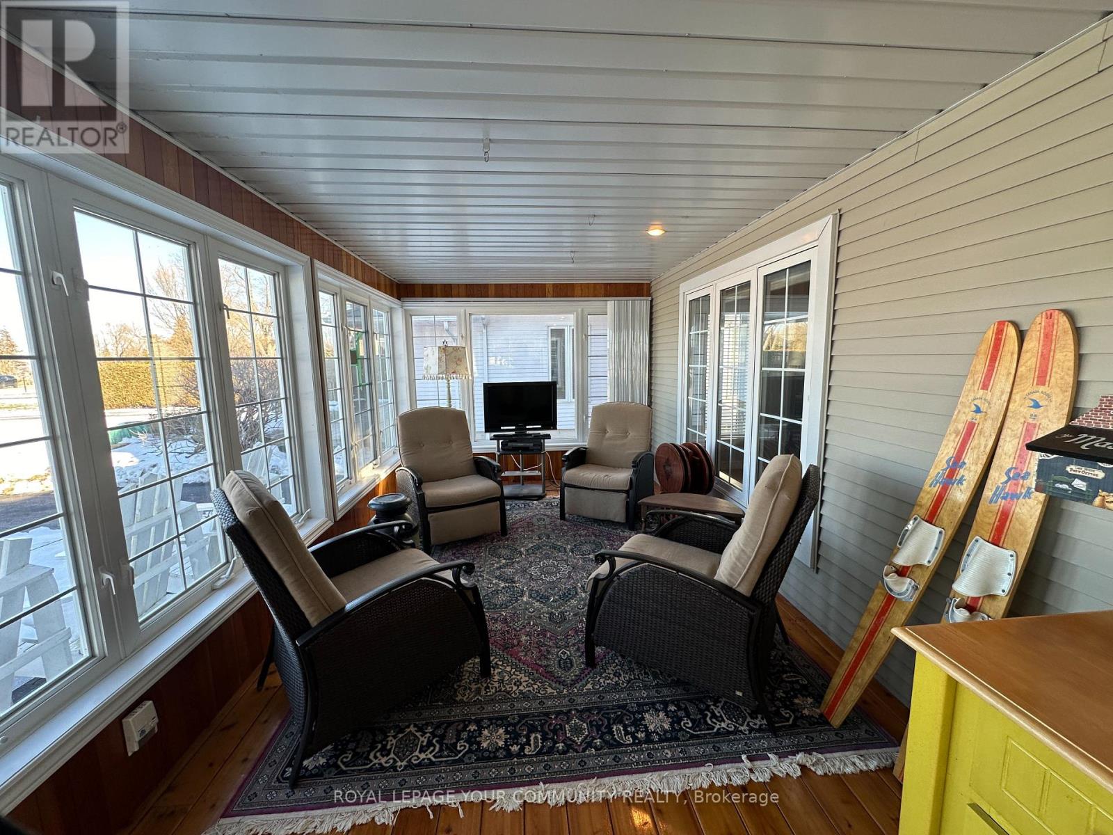 203 Lake Drive E, Georgina, Ontario  L4P 3E9 - Photo 17 - N13662838