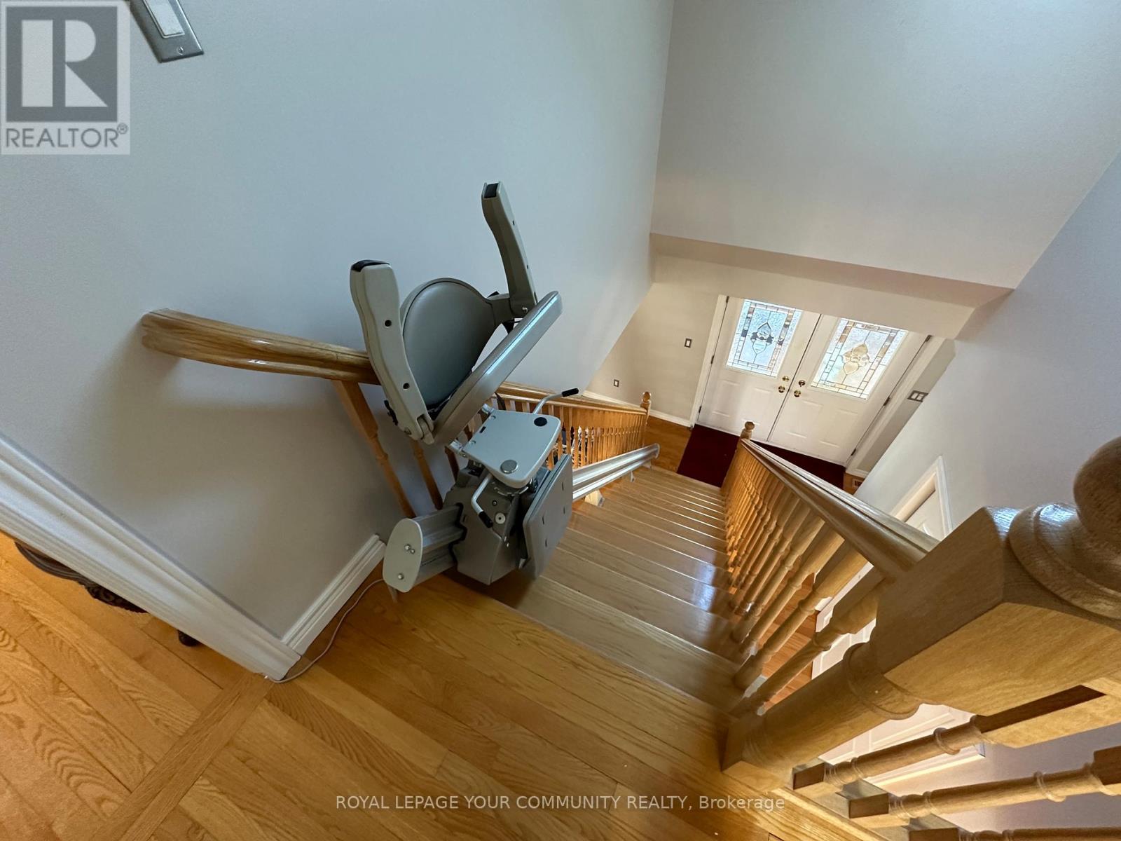 203 Lake Drive E, Georgina, Ontario  L4P 3E9 - Photo 24 - N13662838