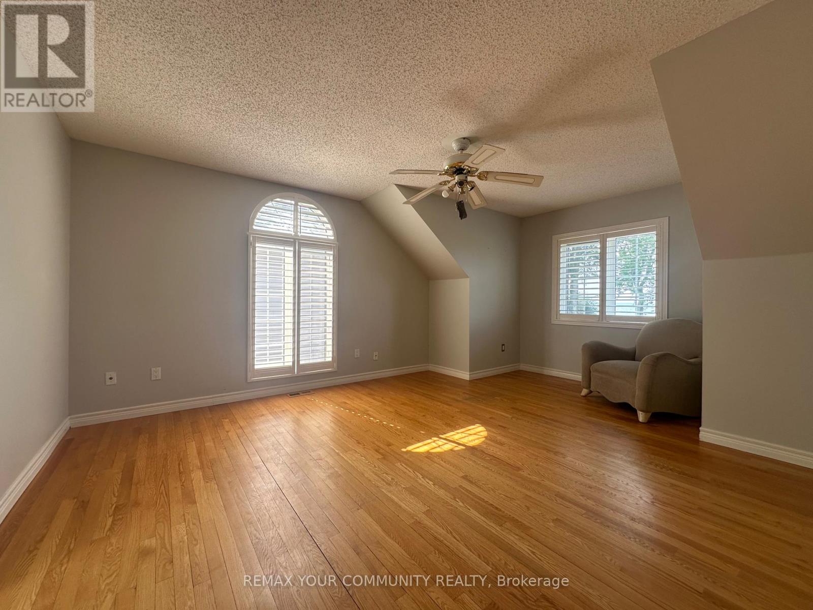 203 Lake Drive E, Georgina, Ontario  L4P 3E9 - Photo 28 - N13662838