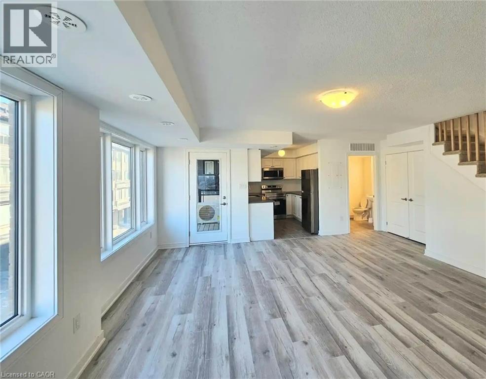 14 Magnolia Lane, Barrie, Ontario  L9J 0N9 - Photo 5 - 40854817