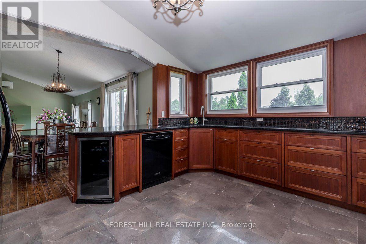 21 Pinetree Court, Ramara, Ontario  L0K 1B0 - Photo 15 - S13662638
