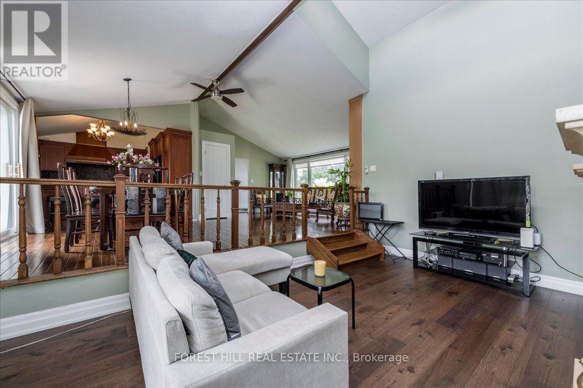 21 Pinetree Court, Ramara, Ontario  L0K 1B0 - Photo 8 - S13662638