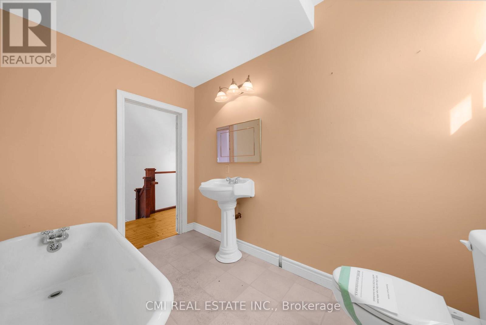 43 Perry Street, Barrie, Ontario  L4N 2G2 - Photo 26 - S13662796