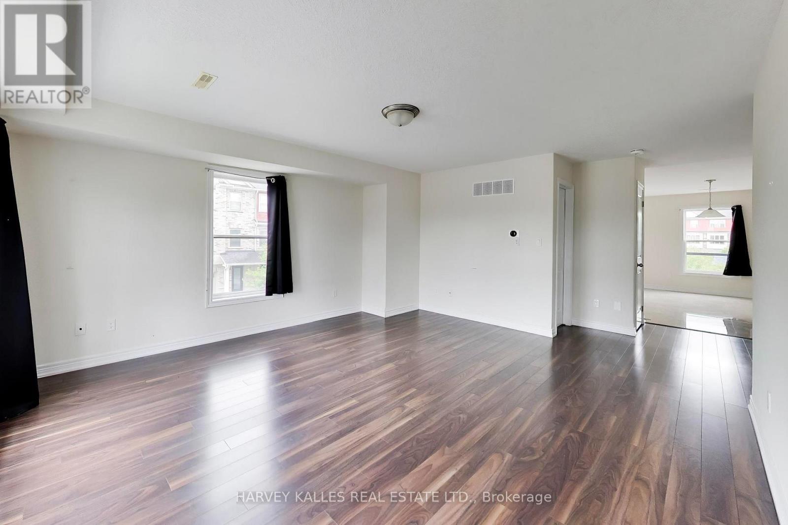 38 - 1 Leggott Avenue, Barrie (Painswick North), Ontario  L4M 0K7 - Photo 10 - S13662848