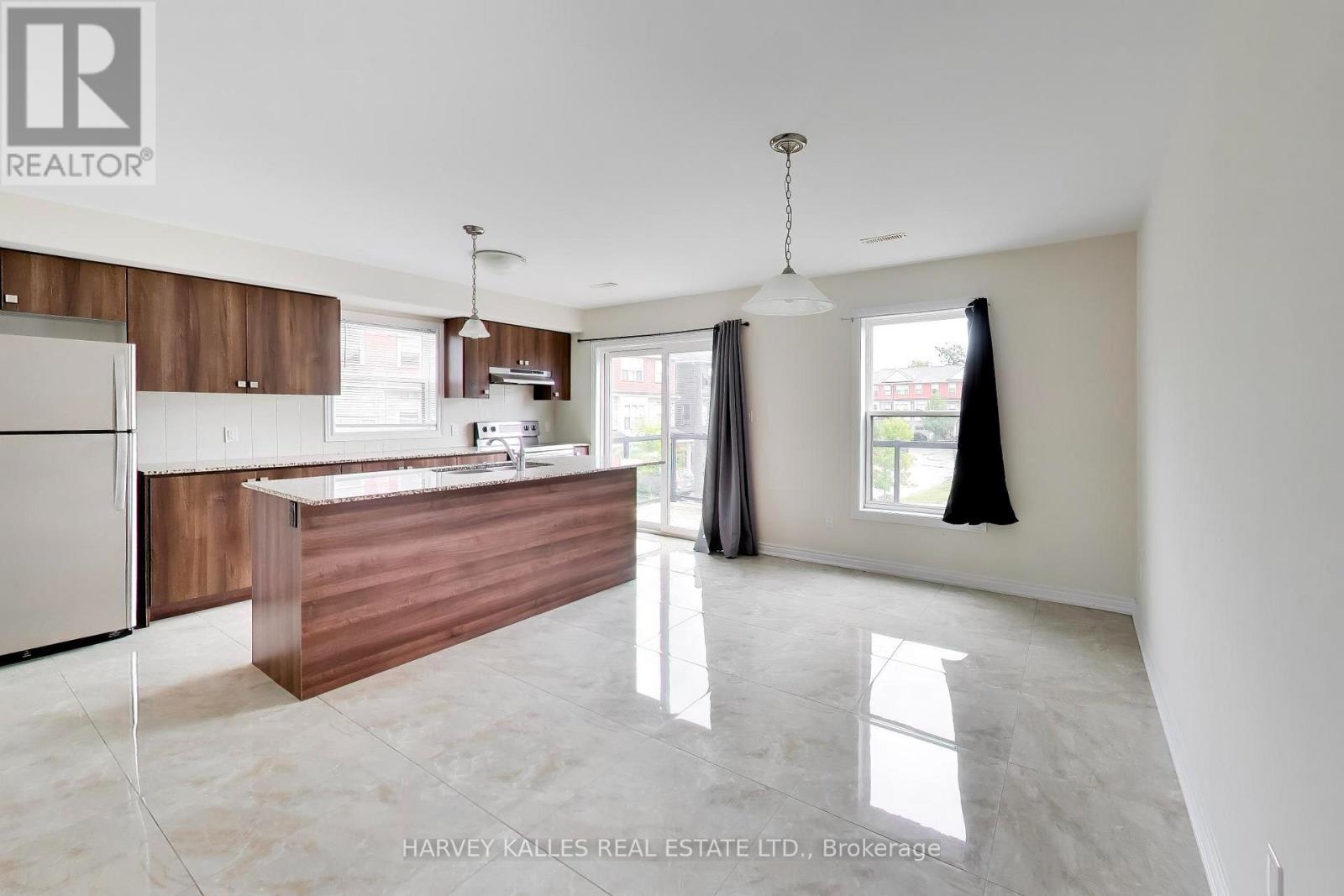 38 - 1 Leggott Avenue, Barrie (Painswick North), Ontario  L4M 0K7 - Photo 11 - S13662848
