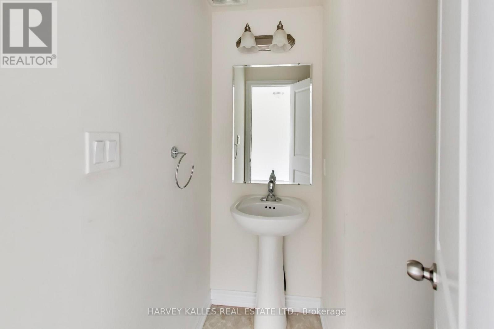 38 - 1 Leggott Avenue, Barrie (Painswick North), Ontario  L4M 0K7 - Photo 19 - S13662848