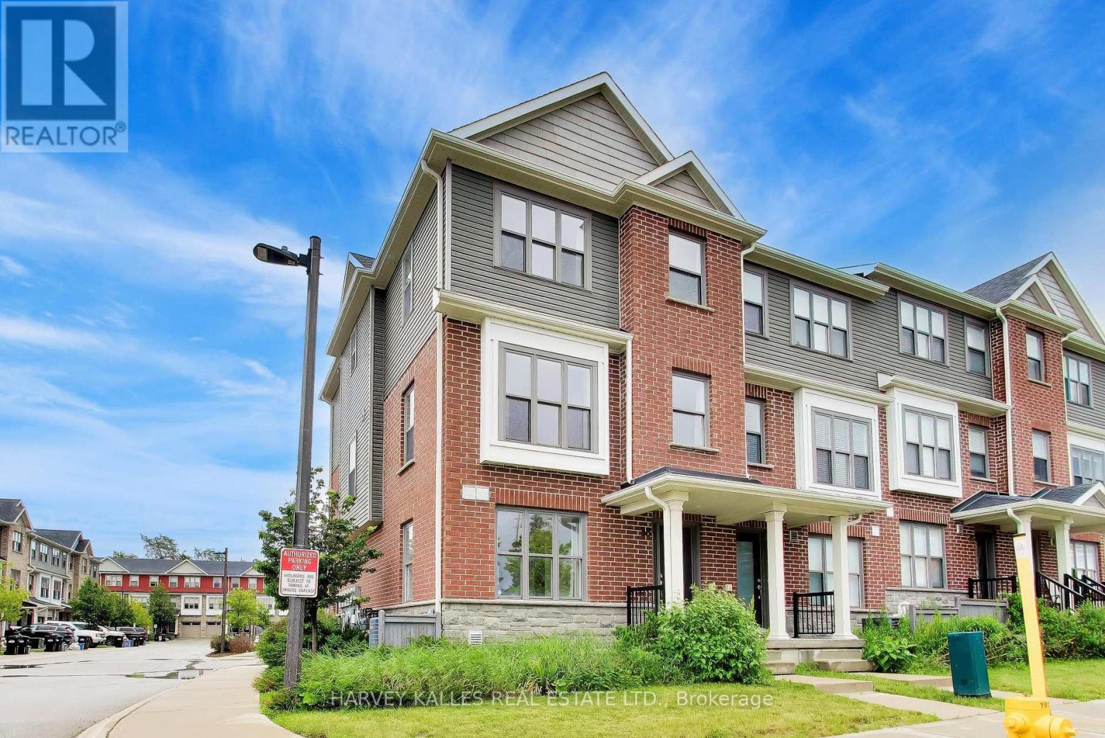 38 - 1 Leggott Avenue, Barrie (Painswick North), Ontario  L4M 0K7 - Photo 2 - S13662848