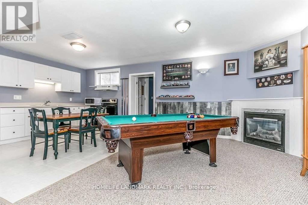 B 41 Gross Drive, Barrie, Ontario L4N 0P2 - Photo 2 - S13662876