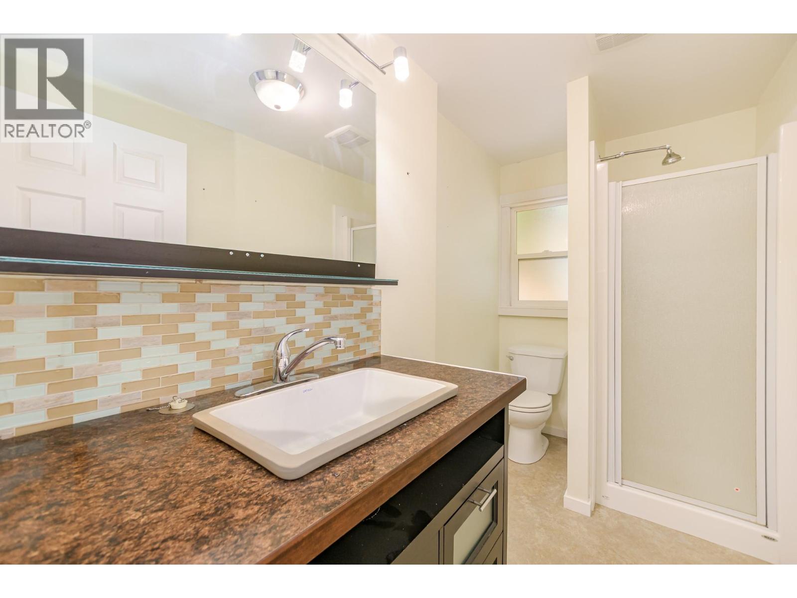 2036 Solsqua-Sicamous Road Unit# 8, Sicamous, British Columbia  V0E 2V4 - Photo 21 - 10397429