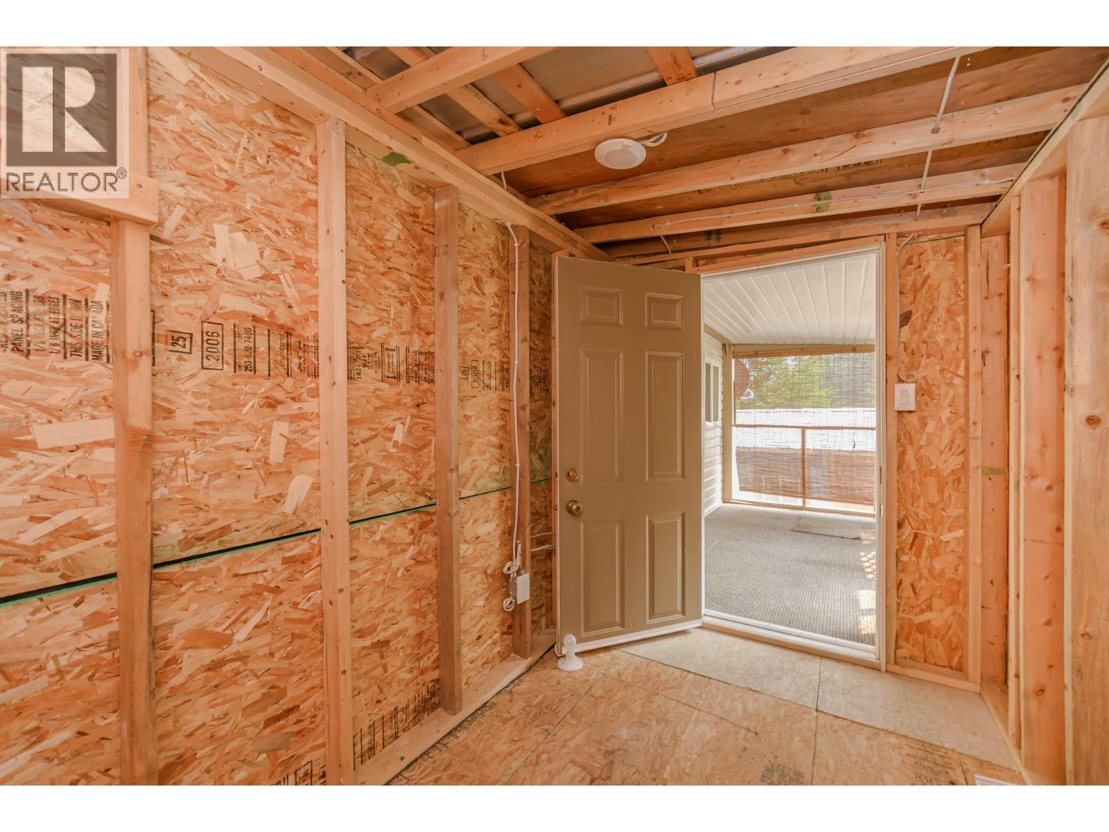 2036 Solsqua-Sicamous Road Unit# 8, Sicamous, British Columbia  V0E 2V4 - Photo 26 - 10397429