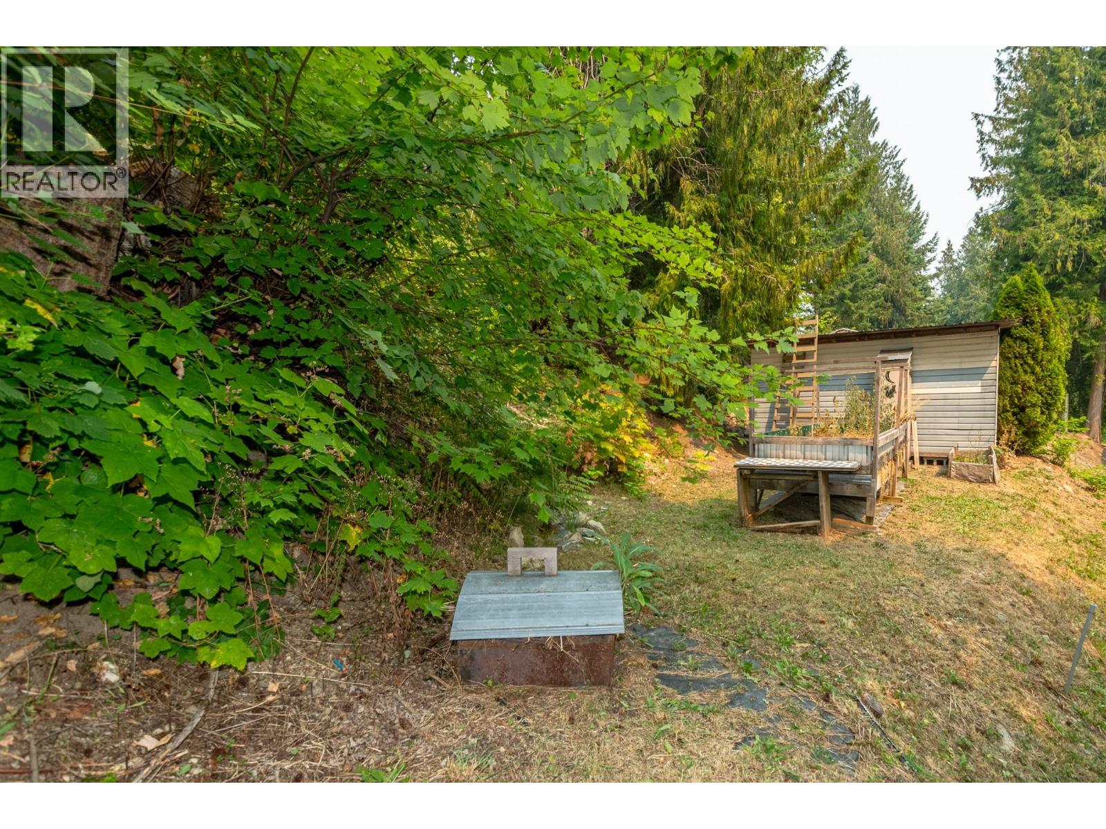 2036 Solsqua-Sicamous Road Unit# 8, Sicamous, British Columbia  V0E 2V4 - Photo 35 - 10397429