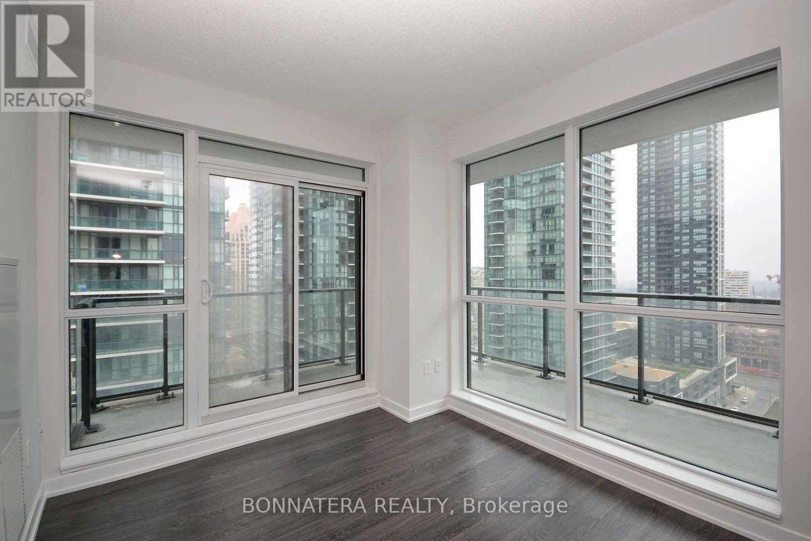 2007 - 4085 Parkside Village Drive, Mississauga, Ontario L5B 0K9 - Photo 10 - W13662648