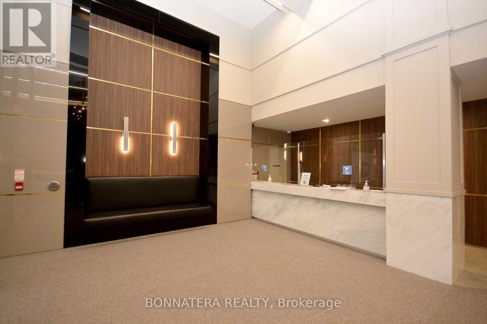 2007 - 4085 Parkside Village Drive, Mississauga, Ontario L5B 0K9 - Photo 3 - W13662648