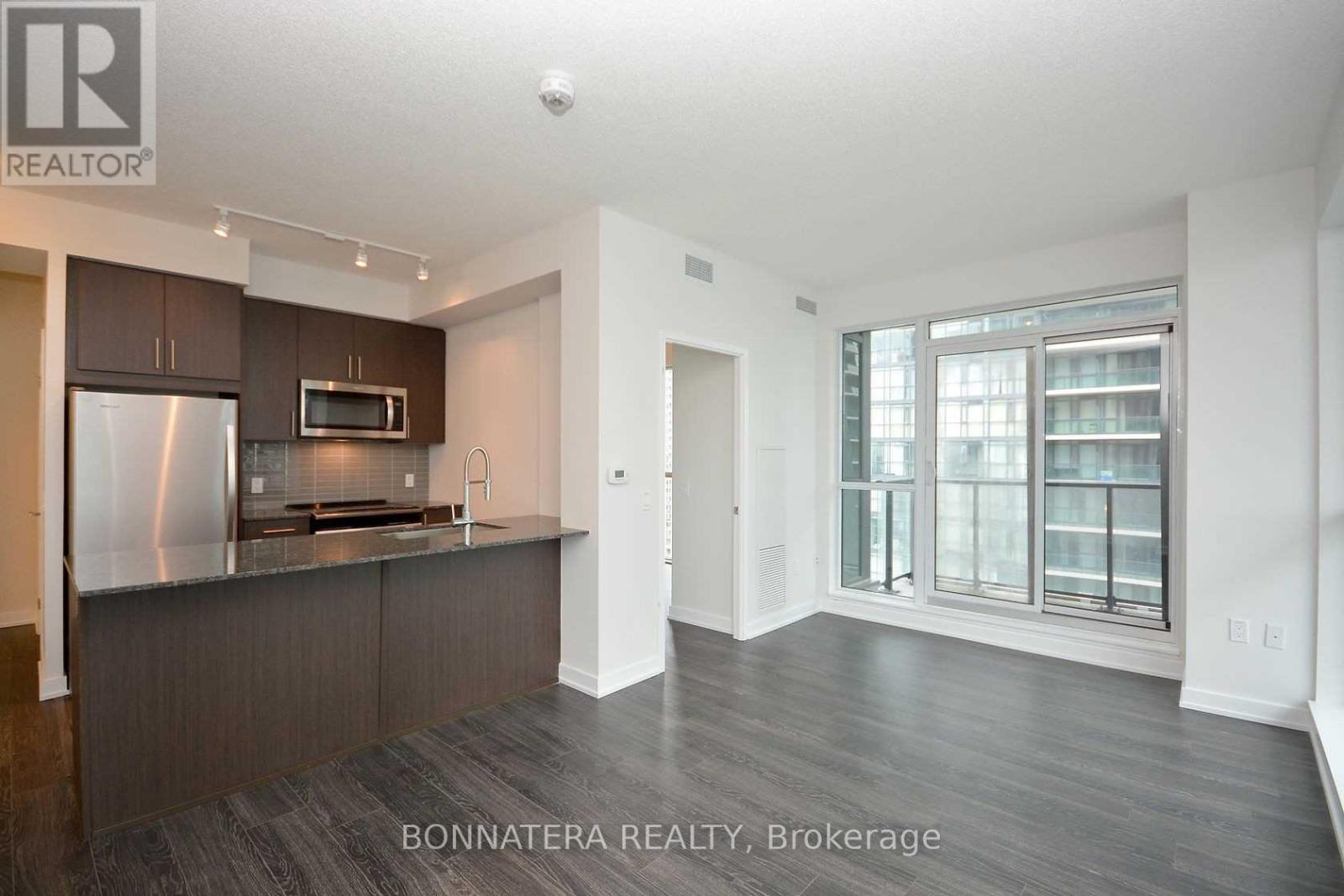 2007 - 4085 Parkside Village Drive, Mississauga, Ontario L5B 0K9 - Photo 8 - W13662648