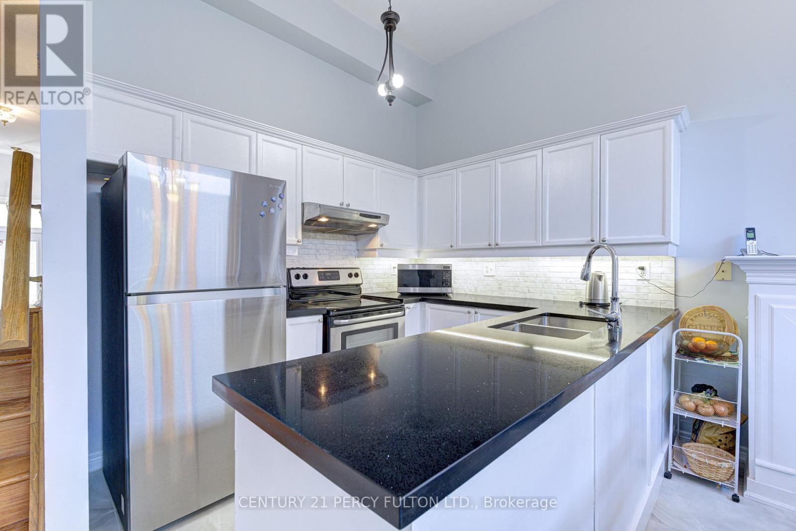 17 - 800 Dundas Street W, Mississauga, Ontario L5C 4S8 - Photo 8 - W13662742