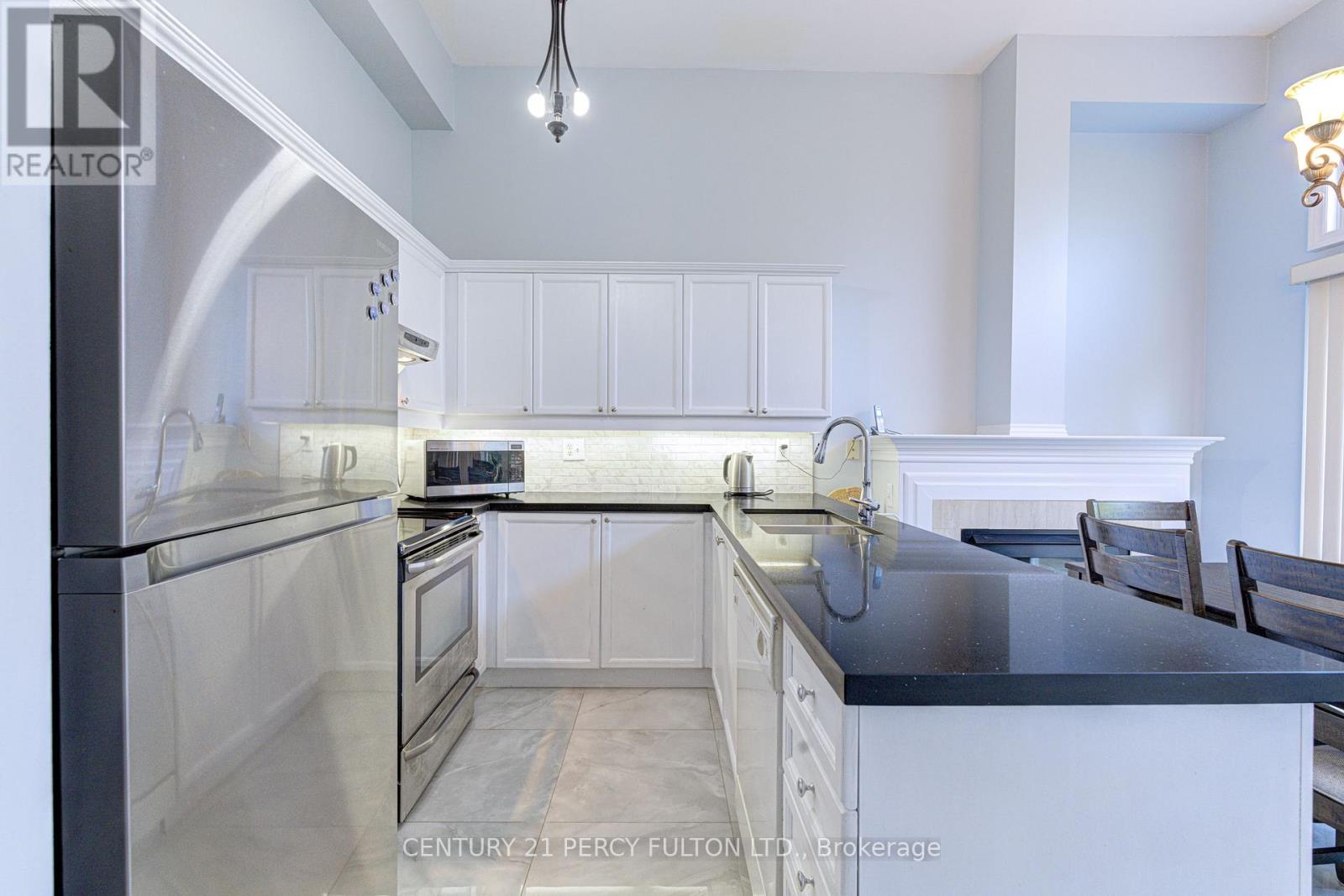 17 - 800 Dundas Street W, Mississauga, Ontario L5C 4S8 - Photo 9 - W13662742