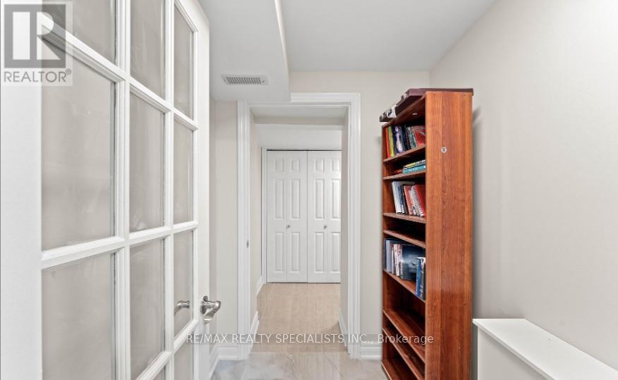 Bsmnt - 88 Showboat Crescent, Brampton, Ontario  L6V 4R4 - Photo 5 - W13662784