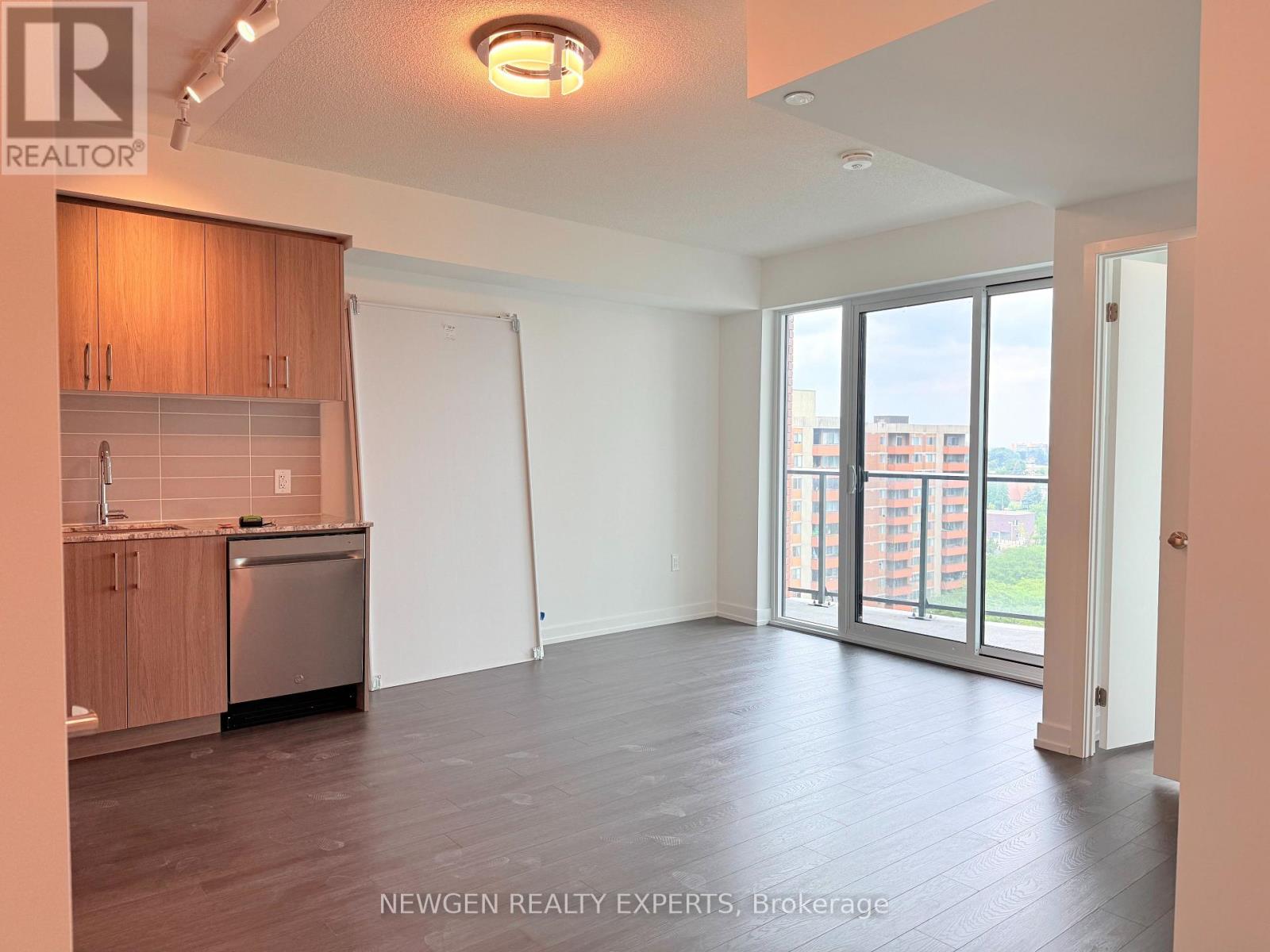 1103 - 4010 Eglinton Avenue W, Toronto, Ontario  M9A 0G5 - Photo 18 - W13662866